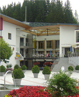 tl_files/media/event_location/saal_außen.jpg