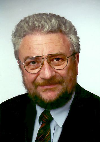 tl_files/media/jury/lindner2010.jpg